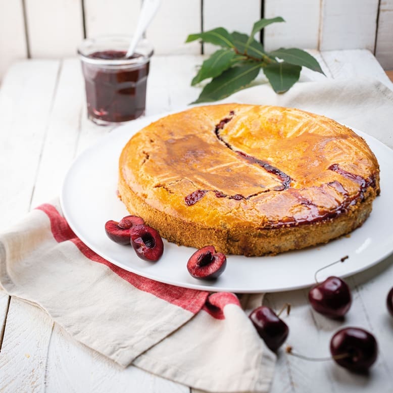 Discover the Basque cake, a traditional dessert from the Basque region in France.