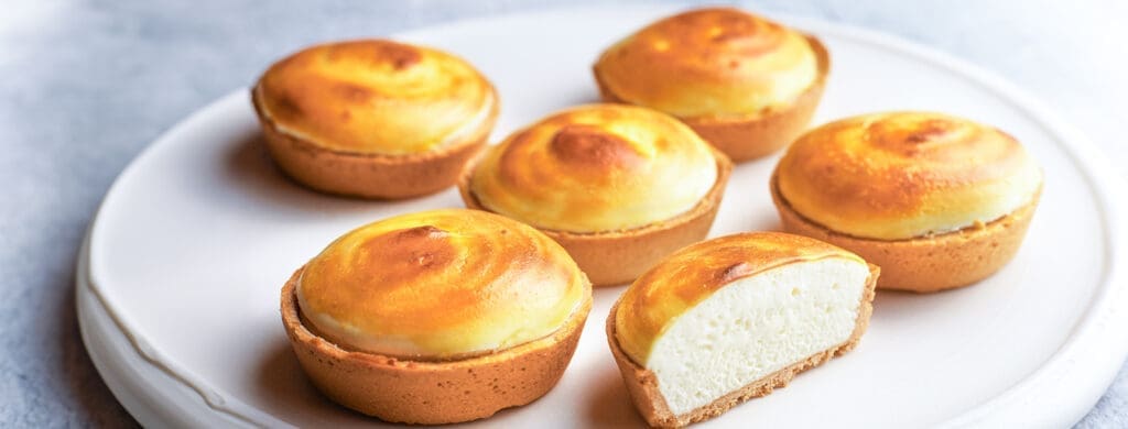 Chilled semifreddo tartlets